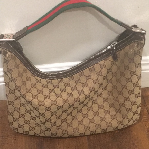 Gucci Handbags - Gucci Bag